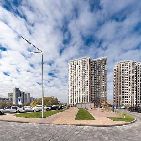 Лучшие Апартаменты На 2 Этаже В Жк Seven Kiev Exterior foto