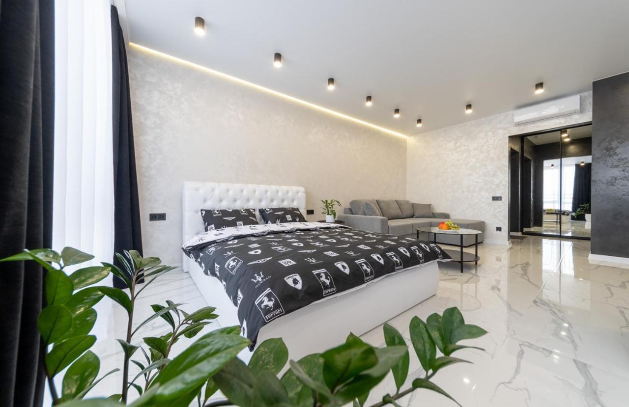 Лучшие Апартаменты На 2 Этаже В Жк Seven Kiev Exterior foto