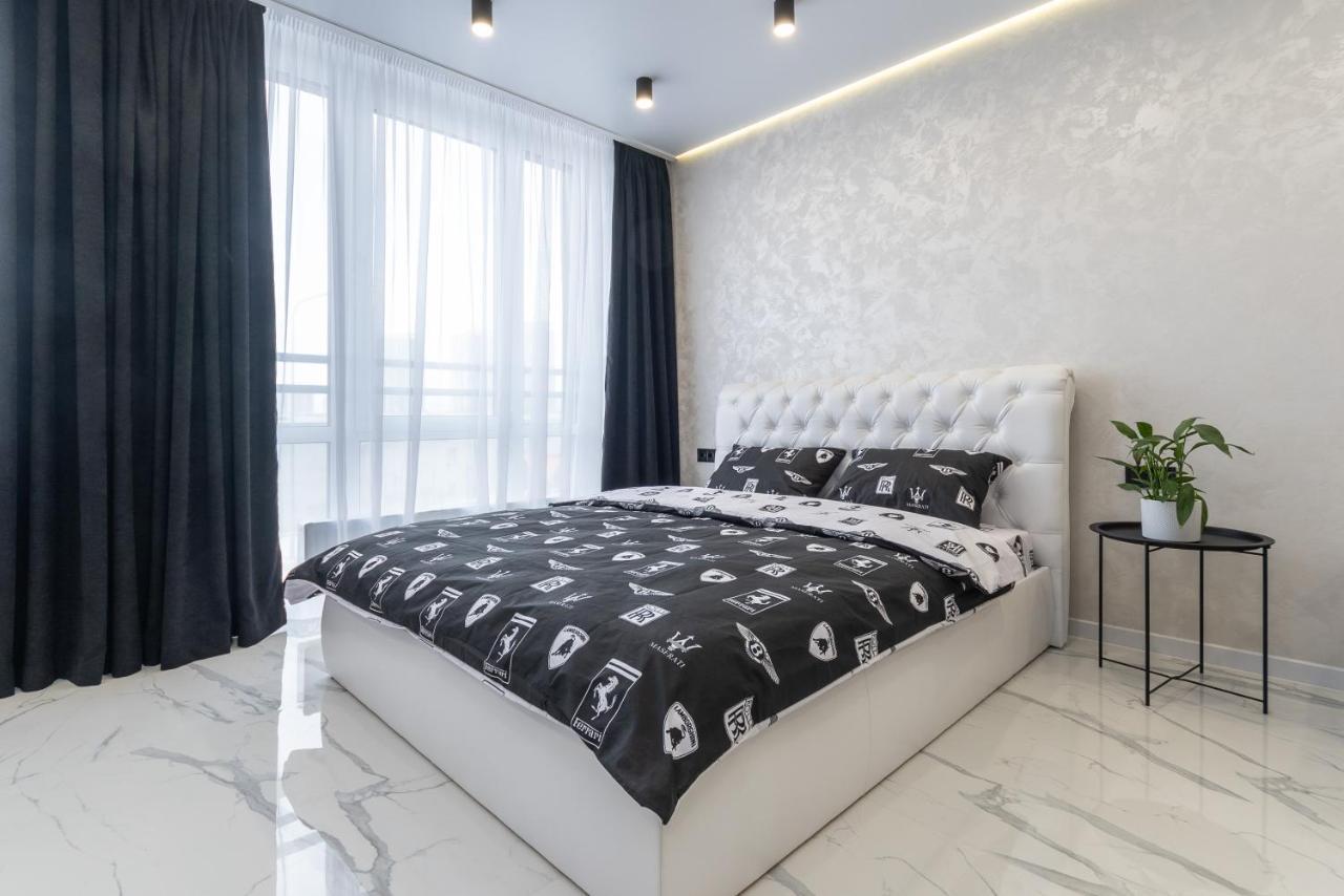 Лучшие Апартаменты На 2 Этаже В Жк Seven Kiev Exterior foto